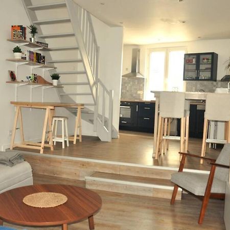 Ferienwohnung Duplex Avec Belle Terasse Au Centre De Bayonne Exterior foto